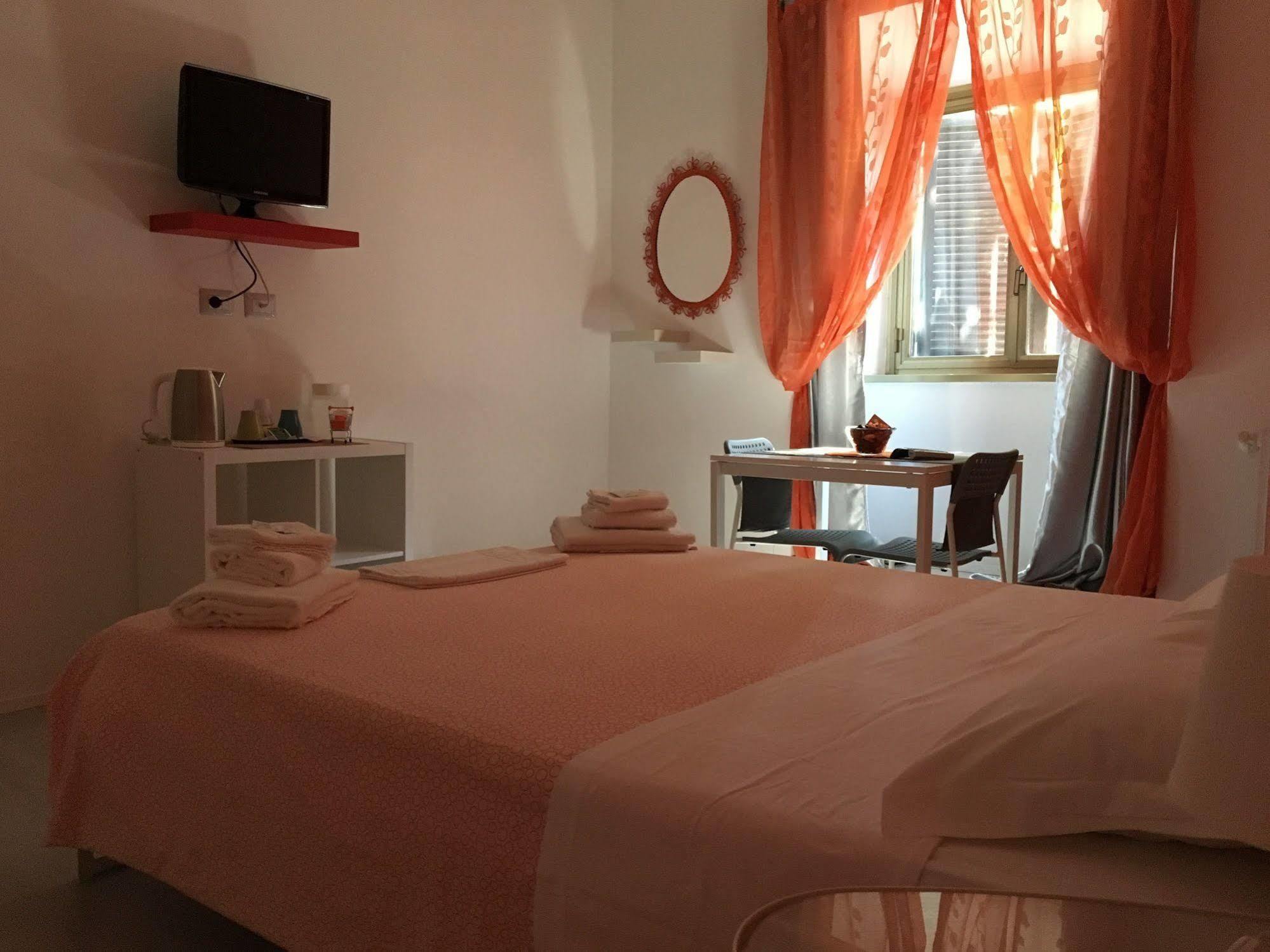 Sunrise B&B Roma Екстер'єр фото