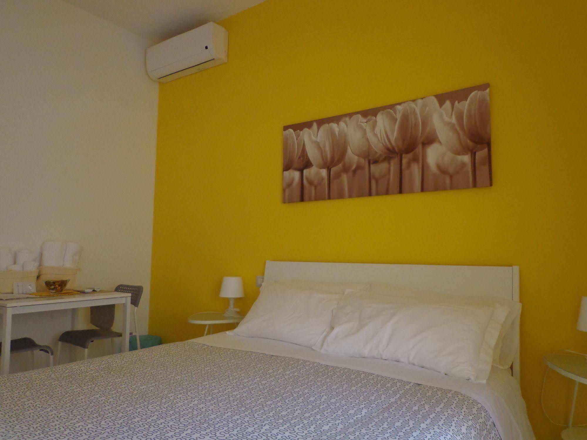 Sunrise B&B Roma Екстер'єр фото