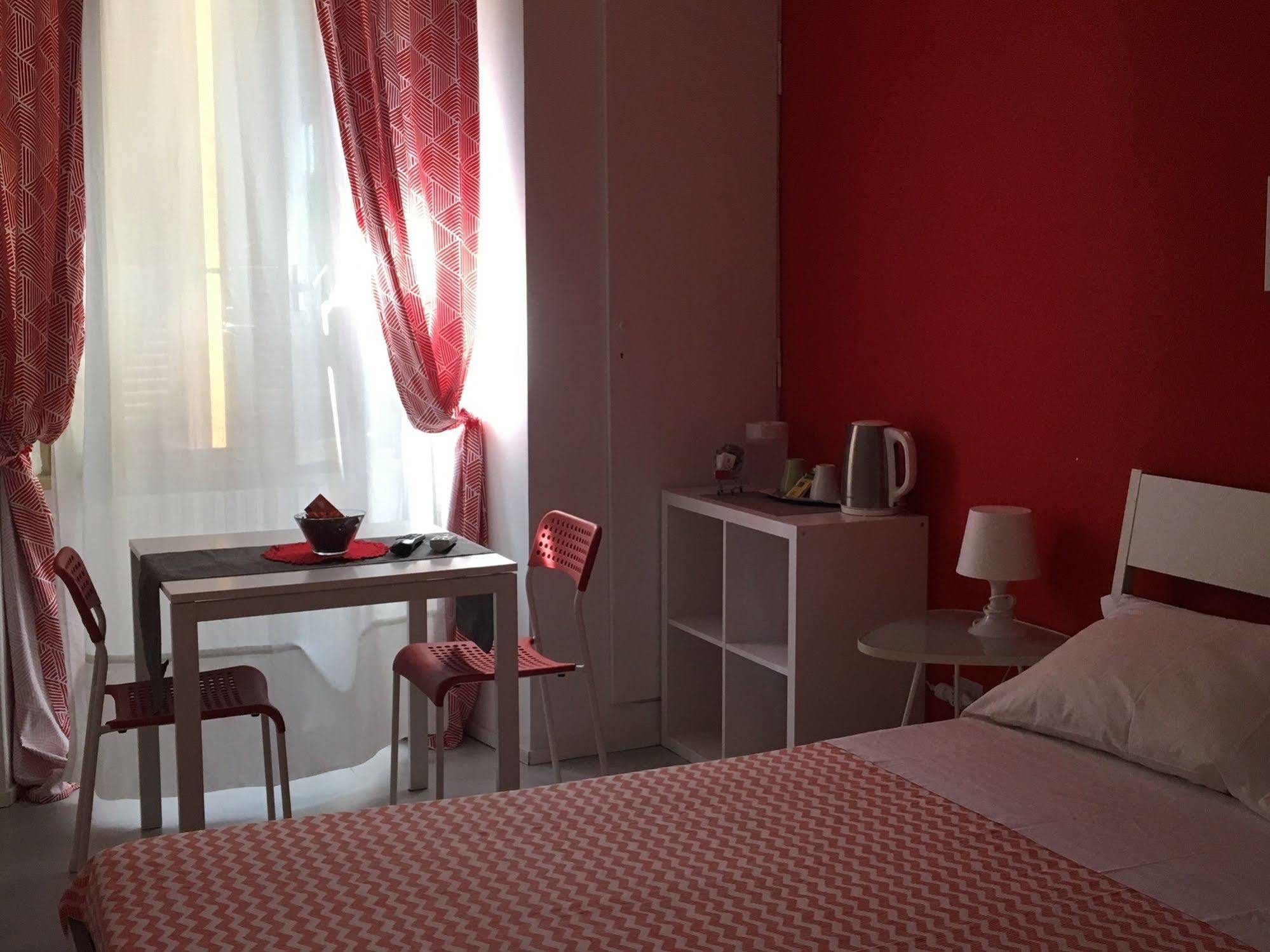 Sunrise B&B Roma Екстер'єр фото